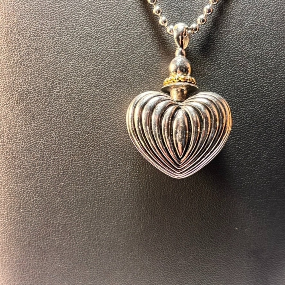 Necklace Set Vintage Silver Gold Heart Pendant Black Glitter Lucite Links - Picture 3 of 11